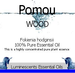 Pomou Wood Essential Oil Label
